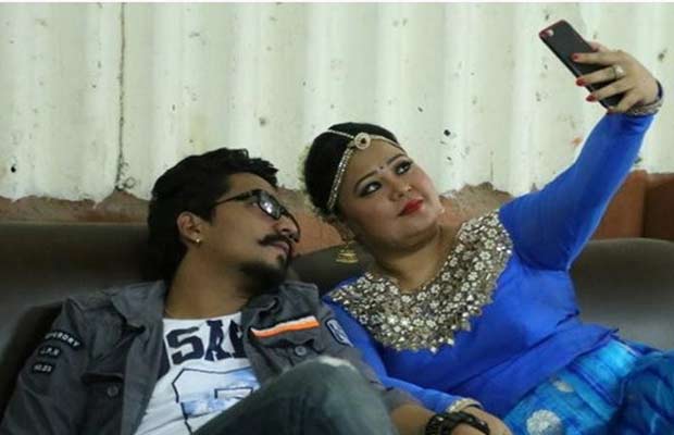 Bharti-Singh-&-Harsh-Limbachiyaa-6