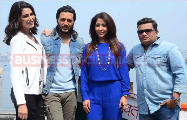 Riteish-Deshmukh-and-nargis-banjo-18