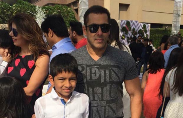 Salman-Khan-Arpita-Khan-Aayush-Sharm-Baby-SHower-006