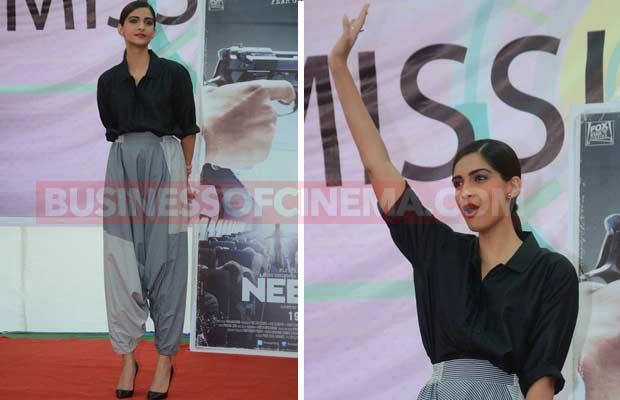 sonam-kapoor-st-xaviers-5