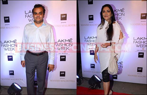 manish-malhotra-red-carpet-4