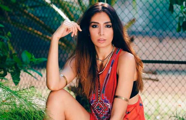 MOnica-Dogra