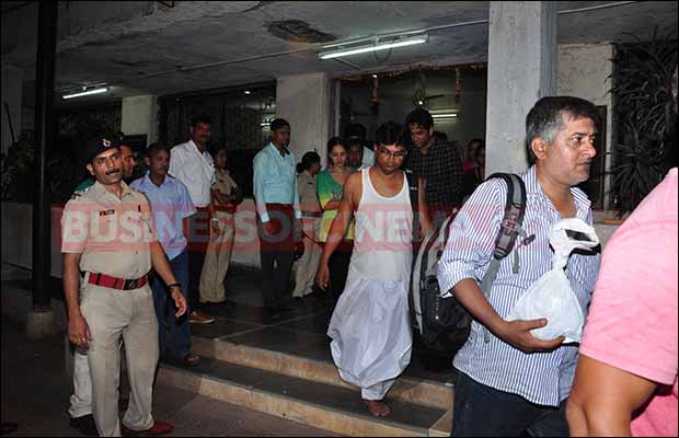 pratyusha-banerjee-funeral-9