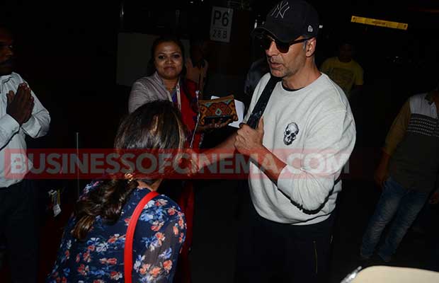 Akshay-Kumar-Aiport-2