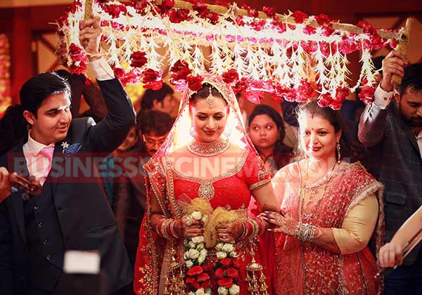 Divyanka-Tripathi-weddings-8