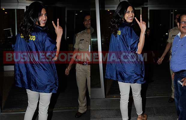 PriyankaChopra-Aiport-snapped-2