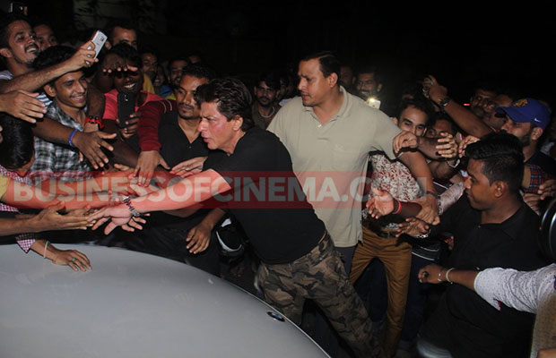 Shahrukh-Khan-Party-6