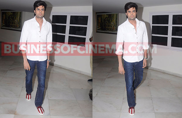 Manish-Paul-Prayer-Meet-12