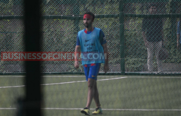 Ranbir-Kapoor-Soccer-Match-2