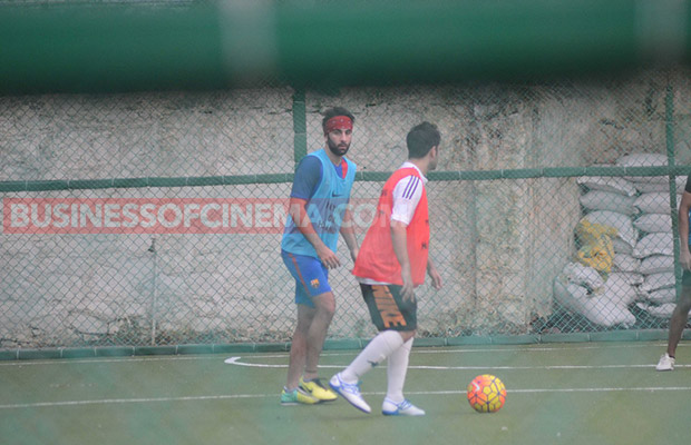 Ranbir-Kapoor-Soccer-Match-9