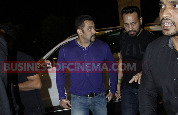 Salman-Khan-Airport-6
