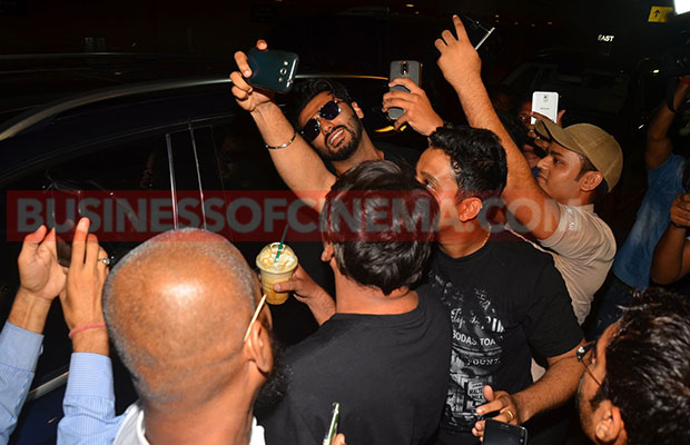 arjun-kapoor-airport-snapped-3