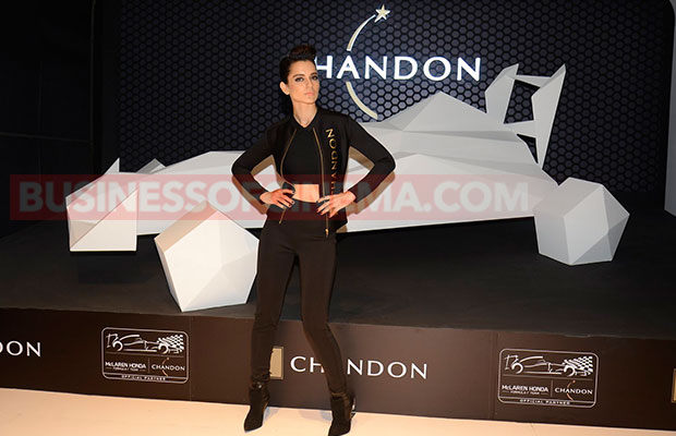 kangana-ranaut-back-chandon-4