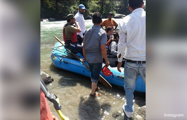 salman-khan-river-rafting-3