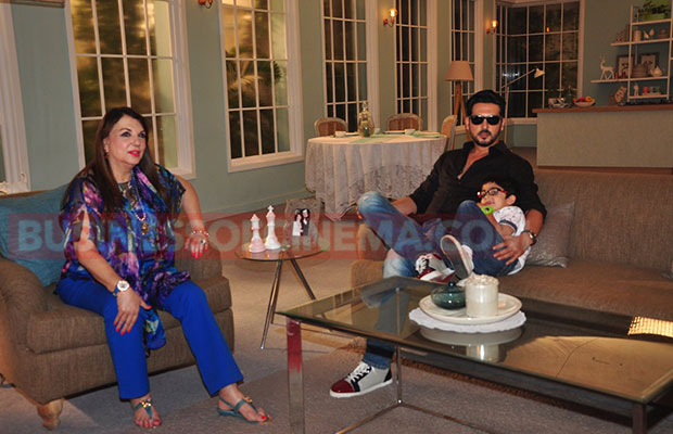 zarine-khan-zayed-khan-food-show-7