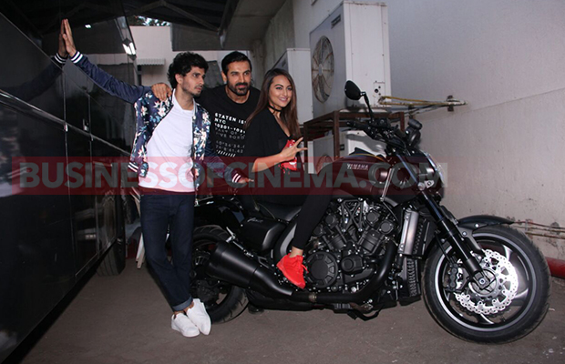 john-abraham-sonakshi-sinha-tahir-bhasin-force-2-5