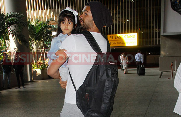 twinkle-khanna-daughter-2