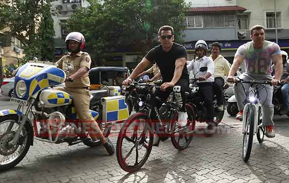 Salman Khan Sohail Khan Cycle