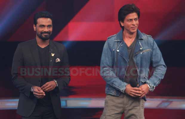 Photos: Shah Rukh Khan Dances His Heart Out At Jab Harry Met Sejal Promotions On Dance Plus Season 3