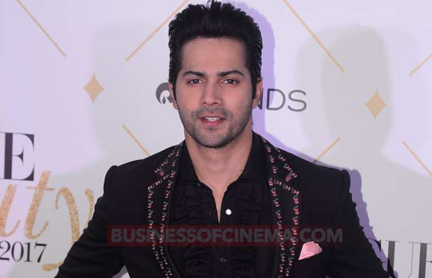 Vogue Beauty Awards 2017: Aishwarya Rai Bachchan, Karisma Kapoor, Disha Patani Turn Heads!