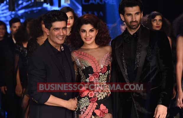 LFW'17 Finale: Jacqueline Fernandez-Aditya Roy Kapur Amped Up Hotness Quotient In Manish Malhotra Creation!