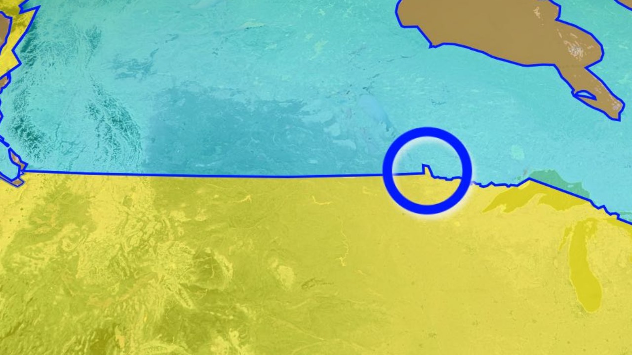 Canada & The United States’s Bizarre Border