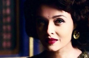 Watch: Aishwarya Rai Bachchan's Royal Sabyasachi Avatar