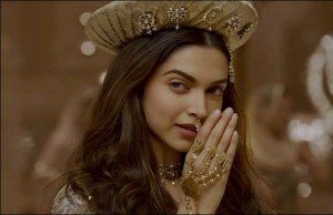 Watch: Deepika Padukone Stuns In Bajirao Mastani's Deewani Mastani Song