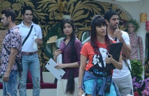 Bigg Boss 9 With Salman Khan: Kishwer Irritates Housemates, Prince And Suyyash Turn Rivals!