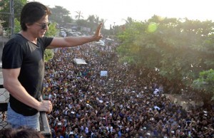 Shah Rukh Khan's Special Surprise For Fans On His Birthday!