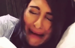 Watch: What Made Sonakshi Sinha Cry!