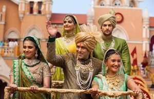 Prem Ratan Dhan Payo Title Track: Salman Khan And Sonam Kapoor's Traditional Look