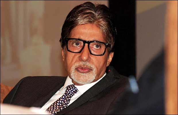 Amitabh Bachchan Spreads Warmth In The Delhi Winter With ‘Aaj Ki Raat Hai Zindagi’ Heroes
