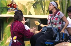 Bigg Boss 9 With Salman Khan: It Turned Ugly When Mandana Wore Kishwer's Clothes!