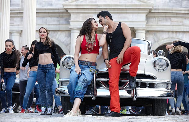 Dilwale: Varun Dhawan And Kriti Sanon’s Mind Blowing Glimpse From Manma Emotion Jaage Re
