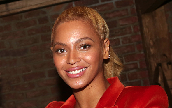 Beyonce Accused Of Having Botox Surgery Done!