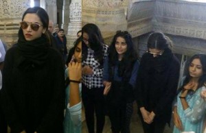 Deepika Padukone's New Year Getaway Sans Ranveer Singh?