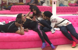 Bigg Boss 9: Prince Narula's Morning Kisses For Nora Fatehi Creates Jealousy For Rishabh?