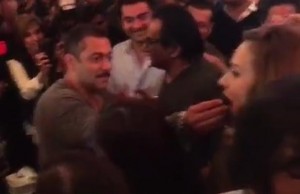 Unseen Video: Salman Khan Finally Shows Iulia Vantur Is A Part Of Khan Family!