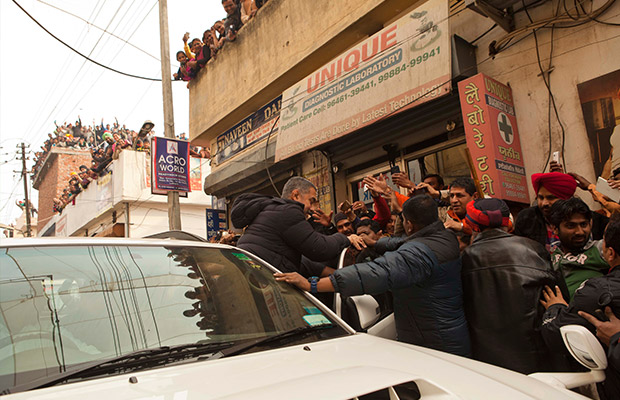 When Aamir Khan Was Stuck On Dangal Sets Because Of His Fans!