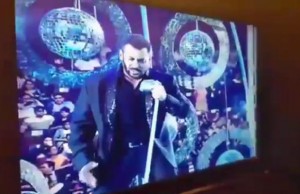 Watch: Salman Khan Makes A Grand Entry High In Air At 61st Filmfare Awards 2016
