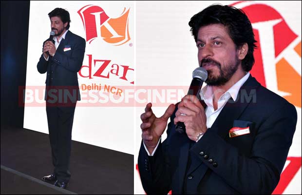Shah Rukh Khan Averts Question On Intolerance!