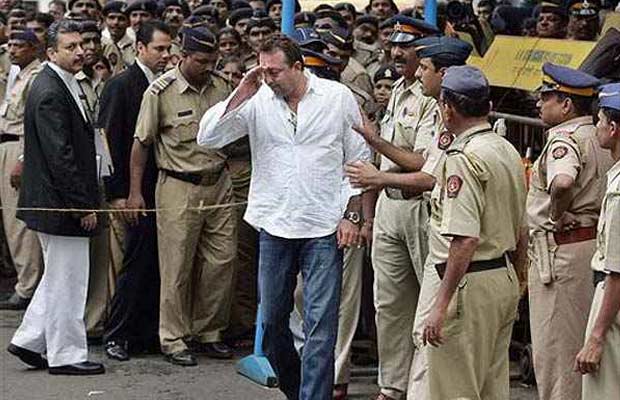 Sanjay Dutt To Take Chartered Flight To Mumbai After Releasing From Yerwada Jail