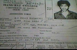 Want To See Shah Rukh Khan's College Mark Sheet?