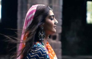 Sonam Kapoor Defends Her Cameo In Coldplay Video!