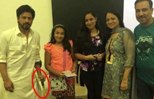 Snapped: Injured Shah Rukh Khan With A Crutch On Raees Sets
