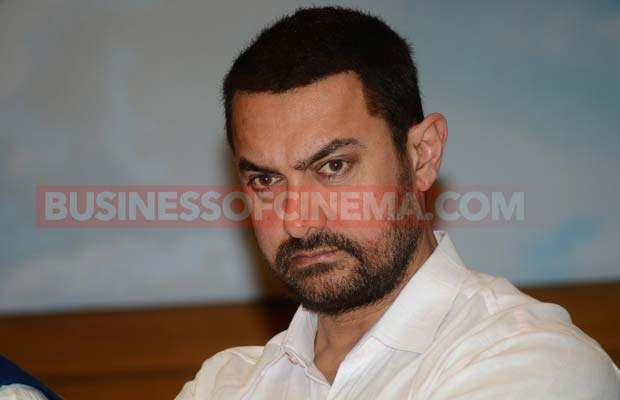 Watch: Aamir Khan Receives Applauds For Brilliant Reply On Intolerance Row!