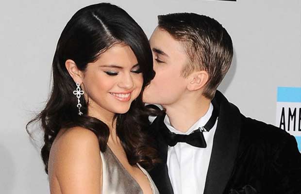 OMG! Selena Gomez Changed Her Phone Number Because Of Justin Bieber