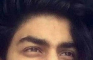 Aryan Khan Looks Just Like His Famous Father Shah Rukh Khan!