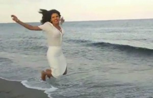 Watch: Priyanka Chopra Thanks Her 13 Million Followers In The Most Unique Way